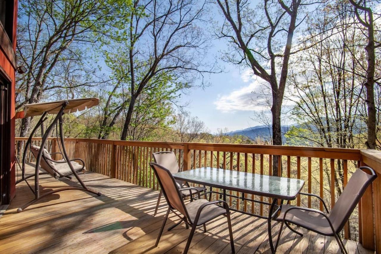 Bear View Chalet With Hot Tub And Near Ober Gatlinburg Exterior foto